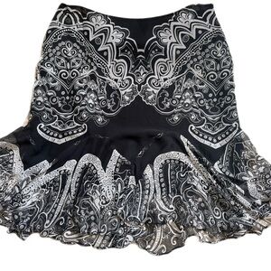 Elegant Black and White Paisley Silk Skirt , Size 12